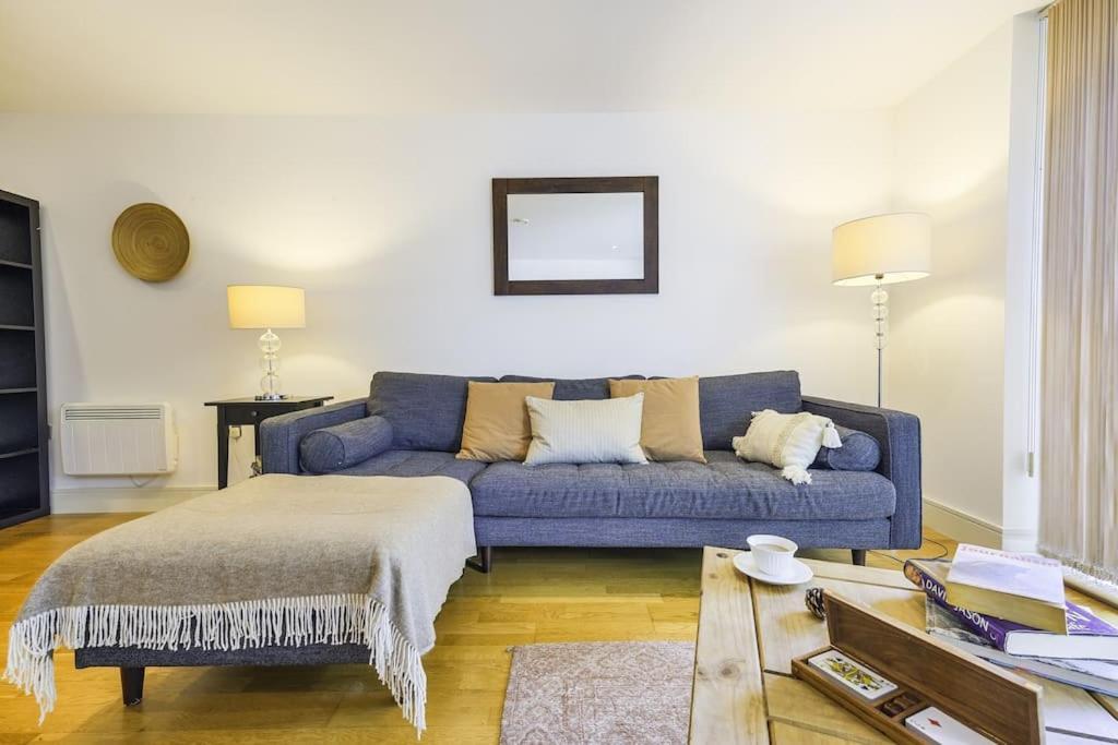 Luxurious 2-bedroom Apartament *